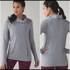✨Rare✨Lulu scoop neck sweater